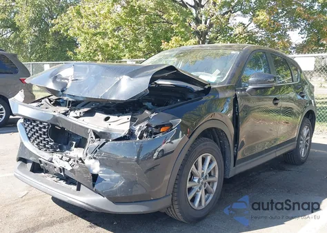 2022 Mazda Cx-5 2.5 S Preferred z USA, uszkodzony, nr VIN JM3KFBCM9N0639834